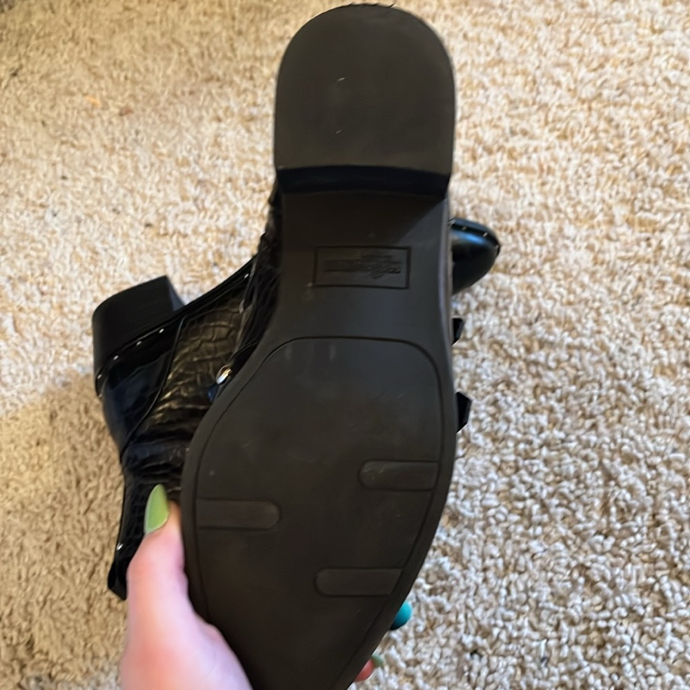 Fergalicious by fergie booties - Picture 4 of 7
